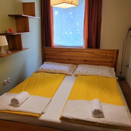 Lara Apartman Debreczyn Zewnętrze zdjęcie