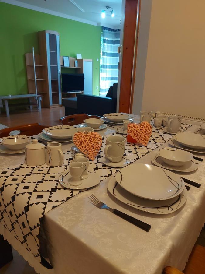 Lara Apartman Debreczyn Zewnętrze zdjęcie