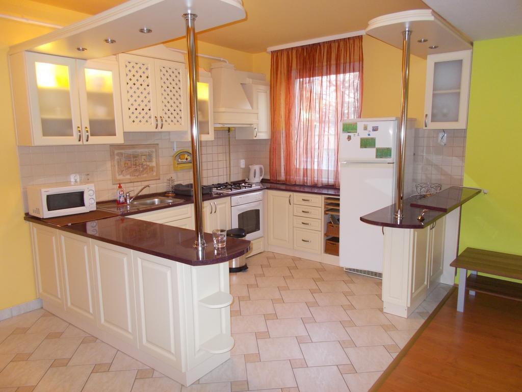 Lara Apartman Debreczyn Zewnętrze zdjęcie